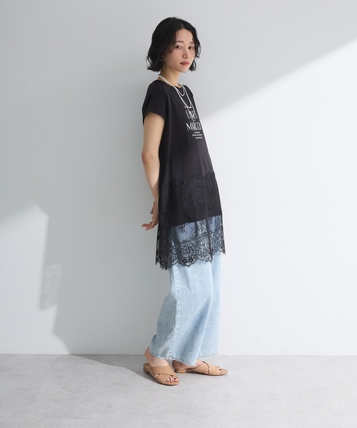 Green Parks(グリーンパークス)の「フレンチスリーブ裾レースロゴチュニック(チュニック・レディース・オフホワイト/ブルー/ブラック/ブラウン・FREE)」の14枚目の写真