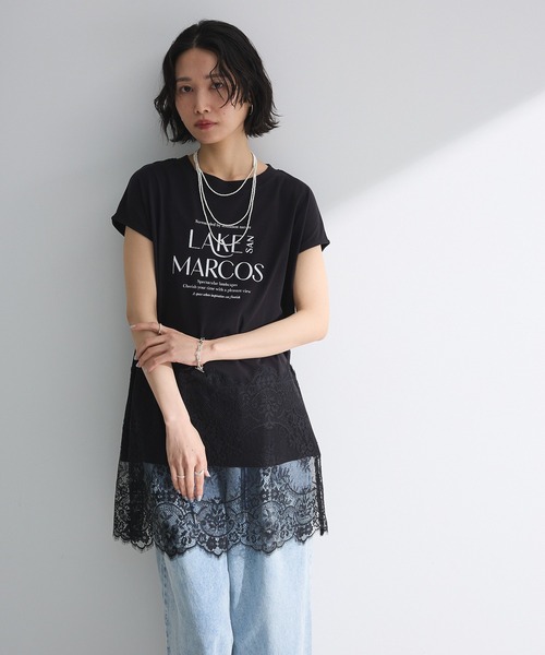 Green Parks(グリーンパークス)の「フレンチスリーブ裾レースロゴチュニック(チュニック・レディース・オフホワイト/ブルー/ブラック/ブラウン・FREE)」の13枚目の写真