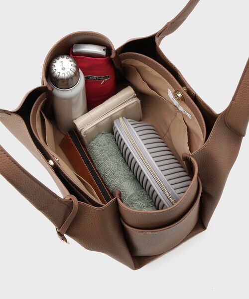 OPAQUE.CLIP(オペークドットクリップ)の「【軽量/多ポケット】ワイドマチ付きシュリンクトートバッグ(トートバッグ・レディース・ボルドー/ブラック/ブラウン系・00)」の14枚目の写真