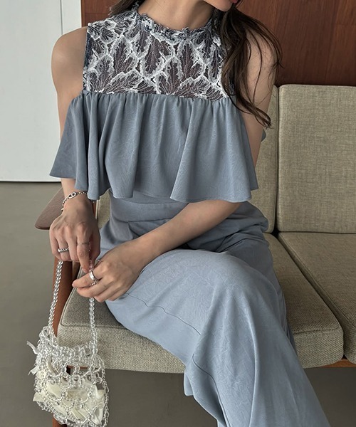 WILLFULLY（ウィルフリー）の「lace switching frill off shoulder all-in-one（つなぎ/オールインワン・レディース・ブラック/ブルー系その他/オレンジ系その他・M/S）」の5枚目の写真