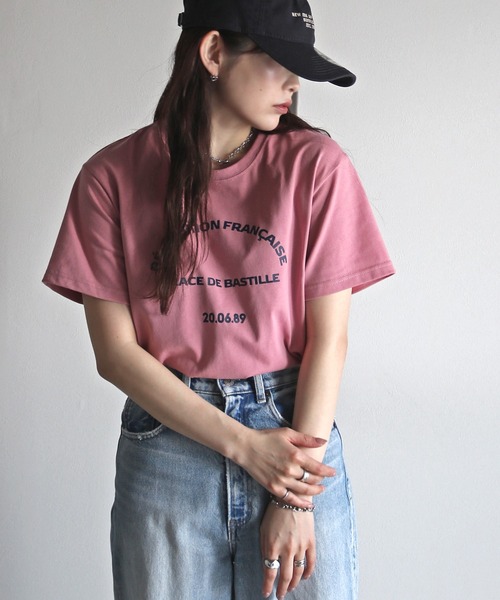 COURO(コウロ)の「アソートミックスロゴTシャツ(Tシャツ/カットソー・レディース・ブルー系1/ブルー系/レッド系/ホワイト系2/ホワイト系1/ホワイト系/レッド系2/レッド系1/ピンク系/ネイビー系1/ホワイト系4/イエロー系2/ブルー系2/ネイビー系2/ネイビー系/ホワイト系5/ホワイト系3/ピンク系2/ピンク系1/イエロー系1/イエロー系・FREE)」の18枚目の写真