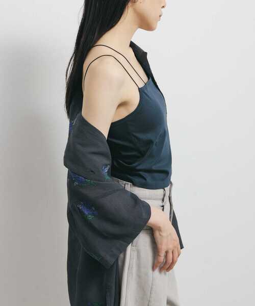 KBF（ケイビーエフ）の「アシンメトリーカップ付キャミ（キャミソール・レディース・ネイビー/ブラック/オフホワイト・ONE）」の21枚目の写真