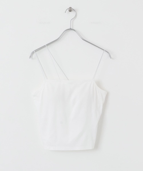 KBF（ケイビーエフ）の「アシンメトリーカップ付キャミ（キャミソール・レディース・ネイビー/ブラック/オフホワイト・ONE）」の18枚目の写真