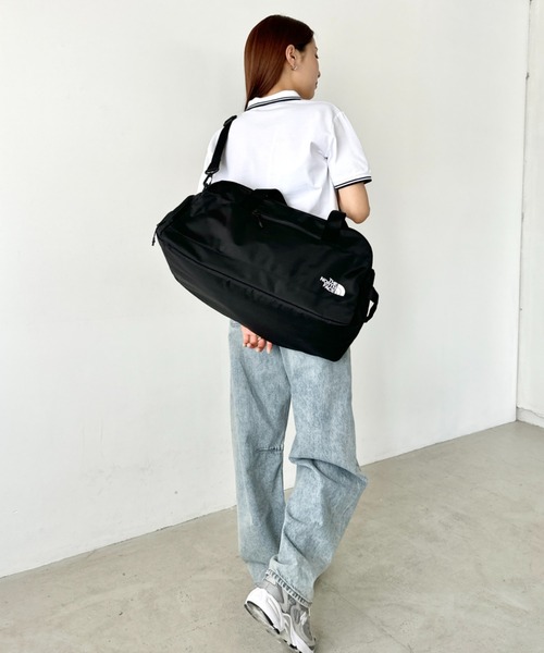 THE NORTH FACE(ザノースフェイス)の「THE NORTH FACE(ザ・ノースフェイス)/2WAY 軽量 大容量 ショルダー ボストン トラベル ダッフルバッグ/SP DUFFLE BAG L(ボストンバッグ・レディース・ライム/ライトグレー/ブラック・FREE)」の8枚目の写真