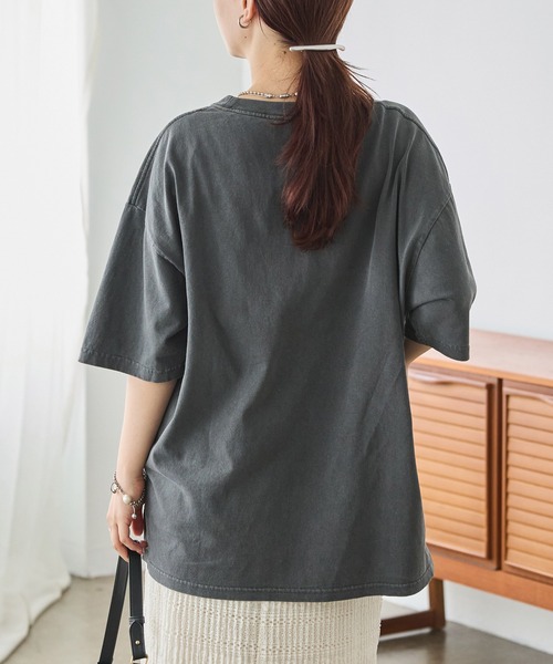 SCREEN STARS（スクリーンスターズ）の「E.T.｜ムービー フォトTシャツ（Tシャツ/カットソー・レディース・ブラック/ホワイト・M/L）」の6枚目の写真