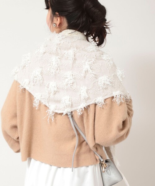 NOLLEY’S（ノーリーズ）の「トライアングルシャワストール（ストール/ショール・レディース・ライトグレー/キナリ・FREE）」の8枚目の写真