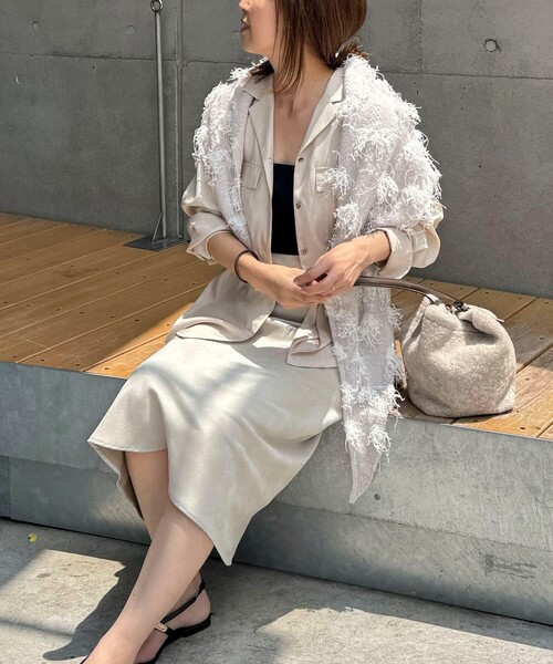 NOLLEY’S（ノーリーズ）の「トライアングルシャワストール（ストール/ショール・レディース・ライトグレー/キナリ・FREE）」の11枚目の写真