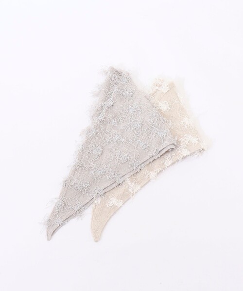 NOLLEY’S（ノーリーズ）の「トライアングルシャワストール（ストール/ショール・レディース・ライトグレー/キナリ・FREE）」の5枚目の写真