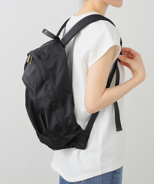 La TOTALITE(ラトータリテ)の「VIOLAd’ORO / ヴィオラドーロ バイヤスポケット ナイロンリュック(バックパック/リュック・レディース・ブラック/ベージュ・FREE)」の17枚目の写真