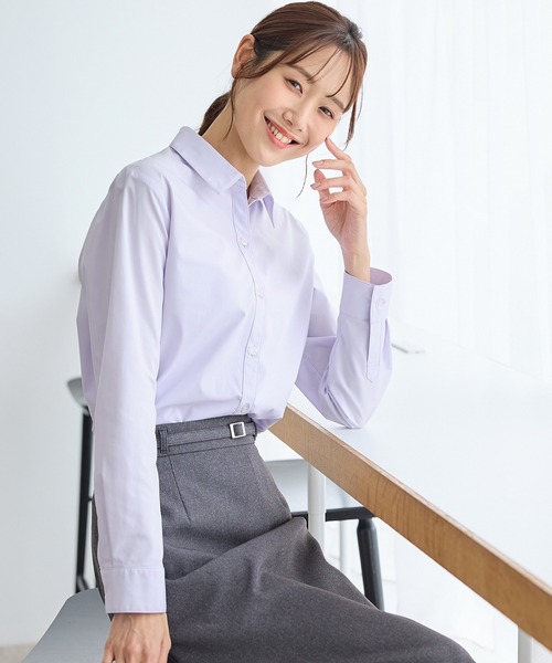 Honeys(ハニーズ)の「【らくらくアイロン】らくらくスキッパーシャツ(ビジネスシャツ・レディース・ライトパープル/サックスブルー系/ホワイト/ライトグレー系/ホワイト×ブラック/ネイビー/ブラック・3L/L/LL/M/S)」の7枚目の写真