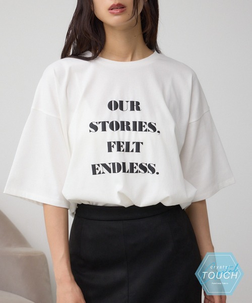 AZUL by moussy(アズールバイマウジー)の「C/TラウンドヘムTシャツ(Tシャツ/カットソー・レディース・ホワイト/マジェンタ/ブラック・FREE)」の1枚目の写真