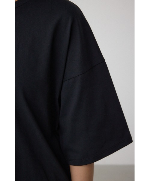 AZUL by moussy(アズールバイマウジー)の「C/TラウンドヘムTシャツ(Tシャツ/カットソー・レディース・ホワイト/マジェンタ/ブラック・FREE)」の8枚目の写真