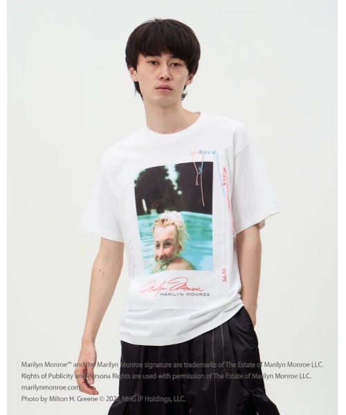 DISCOVERED(ディスカバード)の「DISCOVERED MARILYN MONROE TEE (POOL)(Tシャツ/カットソー・メンズ・ホワイト/ブラック・1/2/3/4)」の3枚目の写真