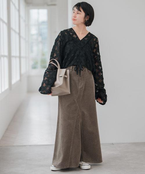 Spick & Span（スピックアンドスパン）の「《追加》Uhr / ウーア 別注Lace Foodie Tops（シャツ/ブラウス・レディース・アイボリー/ブラック・FREE）」の3枚目の写真