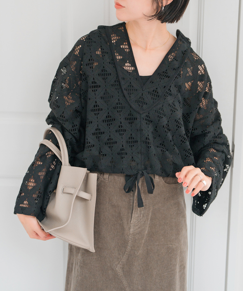 Spick & Span（スピックアンドスパン）の「《追加》Uhr / ウーア 別注Lace Foodie Tops（シャツ/ブラウス・レディース・アイボリー/ブラック・FREE）」の9枚目の写真