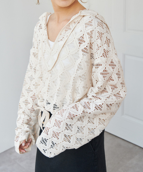 Spick & Span（スピックアンドスパン）の「《追加》Uhr / ウーア 別注Lace Foodie Tops（シャツ/ブラウス・レディース・アイボリー/ブラック・FREE）」の16枚目の写真