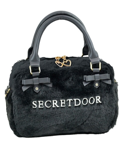 SecretDoor（シークレットドア）の「【500mlペットボトル収納可】ミニボストン フェイクファー リボン ビジュー ハート 2way ショルダーバッグ シナモン（ボストンバッグ・レディース・アイボリー/ブラック/ピンク・FREE）」の2枚目の写真