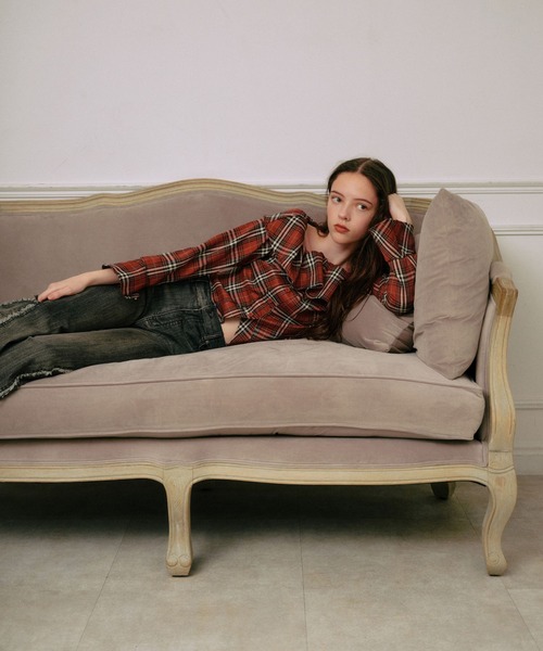 3.3 Field Trip （3.3フィールドトリップ）の「3.3 Field Trip／チェックオフショルブラウス（シャツ/ブラウス・レディース・ネイビー/ブラウン/レッド・FREE）」の16枚目の写真