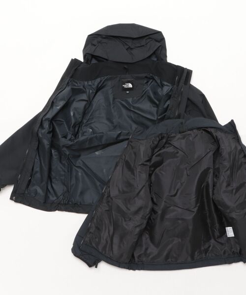 THE NORTH FACE(ザノースフェイス)の「THE NORTH FACE/ザ・ノース・フェイス アウター キッズ 3WAY トリクライメイトジャケット TRICLIMATE JACKET NPJ62551(マウンテンパーカー・キッズ・ブラック/ダークベージュ・130cm/140cm/150cm/160cm)」の4枚目の写真