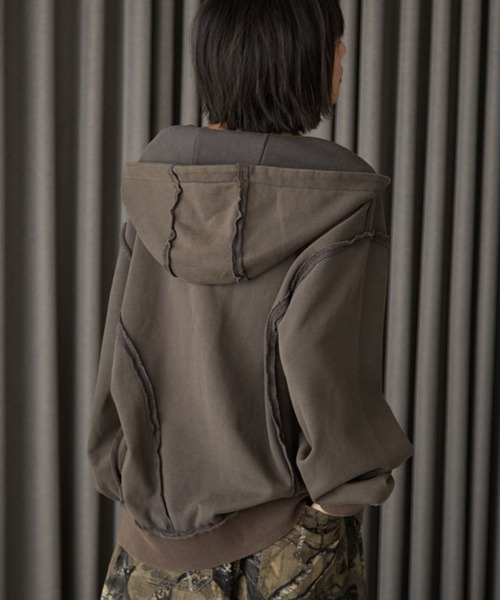 PBLIM(ページボーイリム)の「《UNISEX》リメイクフウジップパーカー(パーカー・レディース・チャコールグレー/ピンク/イエロー・SMALL/MEDIUM)」の6枚目の写真