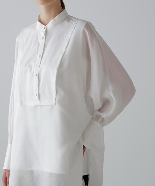ADORE（アドーア）の「◆シルキーソフトサテンブラウス（シャツ/ブラウス・レディース・ホワイト/ブラック・38）」の21枚目の写真