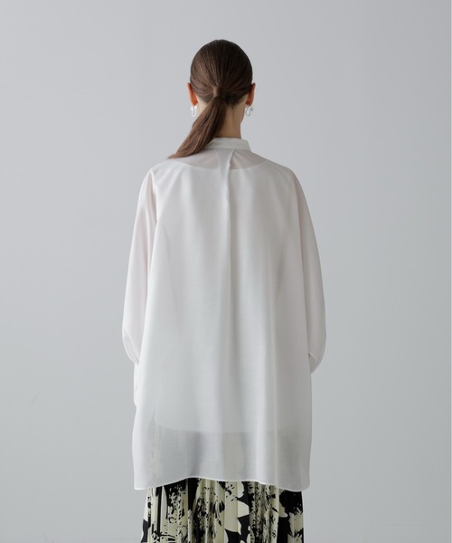ADORE（アドーア）の「◆シルキーソフトサテンブラウス（シャツ/ブラウス・レディース・ホワイト/ブラック・38）」の7枚目の写真