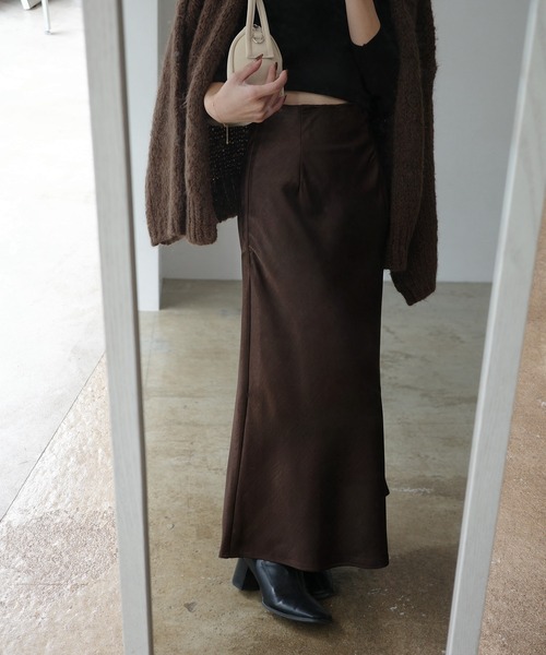 INTER FACTORY(インターファクトリー)の「mayu - サテンナロースカート made in INTER FACTORY(スカート・レディース・ブラウン/アイボリー・MEDIUM/SMALL)」の14枚目の写真