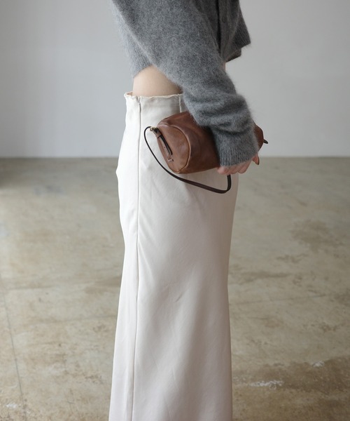 INTER FACTORY(インターファクトリー)の「mayu - サテンナロースカート made in INTER FACTORY(スカート・レディース・ブラウン/アイボリー・MEDIUM/SMALL)」の8枚目の写真