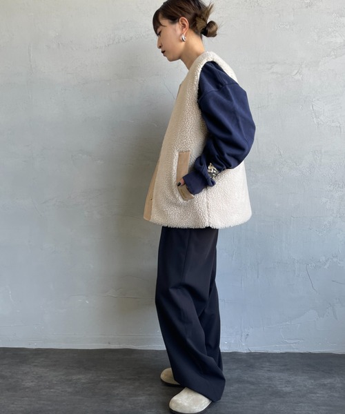 Barbour（バブアー）の「[Barbour/バブアー]  DULSIE LINER  テディフリース ライナー ボアベスト（ベスト・レディース・キナリ/ブラック/オリーブ・10）」の21枚目の写真