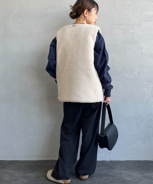 Barbour（バブアー）の「[Barbour/バブアー]  DULSIE LINER  テディフリース ライナー ボアベスト（ベスト・レディース・キナリ/ブラック/オリーブ・10）」の22枚目の写真