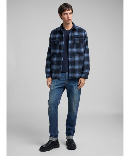 REPLAY(リプレイ)の「AI ウォッシュ スリムフィットANBASS(デニムパンツ・メンズ・ダークブルー・W31xL32/W36xL32/W34xL32/W33xL32/W32xL32)」の1枚目の写真