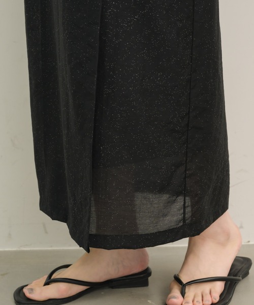 NEUNA(ヌナ)の「【あの大人気スカートからラメver.が登場?!】レイヤードラメラップスカート(スカート・レディース・アイボリー/ブラック・SMALL/MEDIUM)」の22枚目の写真