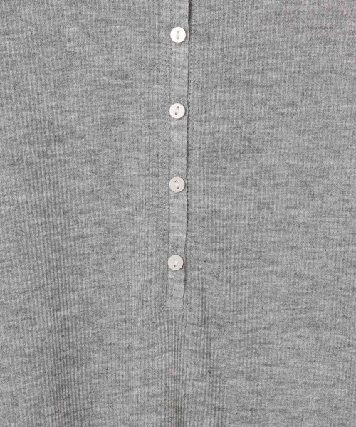 bijorie(ビジュリィ)の「【bijorie】ヘンリーシアートップス(Tシャツ/カットソー・レディース・ブラック/オフホワイト/ライトグレー/チャコール・FREE)」の20枚目の写真