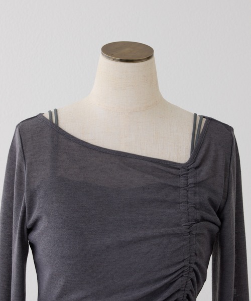 one after another NICE CLAUP(ワンアフターアナザーナイスクラップ)の「キャミ付きドロストトップス(Tシャツ/カットソー・レディース・チャコールグレー/オフホワイト/アイボリー・FREE)」の7枚目の写真