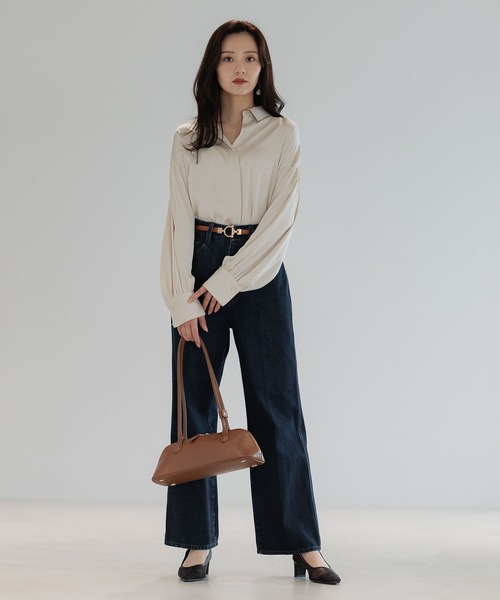 Andemiu（アンデミュウ）の「マットサテンシャツ586654（シャツ/ブラウス・レディース・モカ/レッド系その他6/アイボリー・FREE）」の7枚目の写真