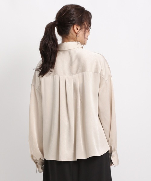 Andemiu（アンデミュウ）の「マットサテンシャツ586654（シャツ/ブラウス・レディース・モカ/レッド系その他6/アイボリー・FREE）」の21枚目の写真