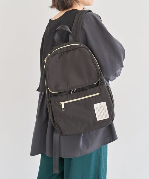 Green　Parks（グリーンパークス）の「andmikka.10ポケット2層リュック（バックパック/リュック・レディース・ミント/モカ/ブラック・FREE）」の2枚目の写真