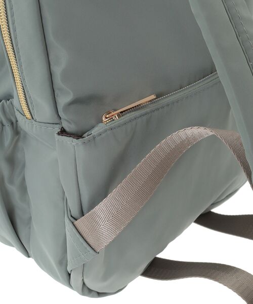 Green　Parks（グリーンパークス）の「andmikka.10ポケット2層リュック（バックパック/リュック・レディース・ミント/モカ/ブラック・FREE）」の8枚目の写真