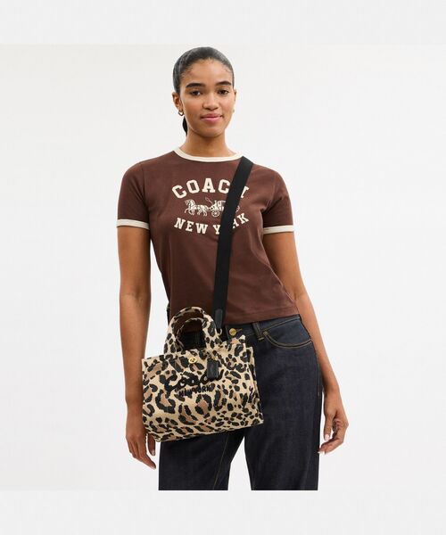 カーゴ トート 26・レオパード プリント（トートバッグ）｜COACH 