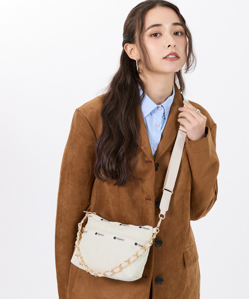 LeSportsac(レスポートサック)の「CHAIN COSMETIC CLUTCH サンドバーチェーンキルト(ショルダーバッグ・レディース・ホワイト・FREE)」の1枚目の写真