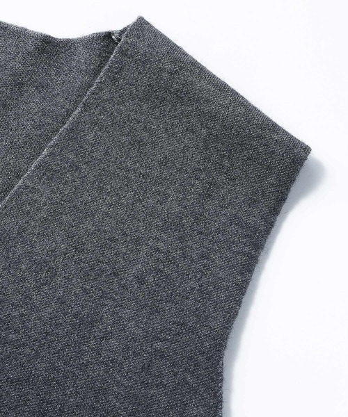 Cloudstyle（クラウドスタイル）の「【Cloudstyle】Vネック ニットベスト/フロントボタン（ベスト・メンズ・ダークグレー/グレー/ベージュ/ブラック・XX-LARGE/LARGE/MEDIUM/X-LARGE）」の7枚目の写真