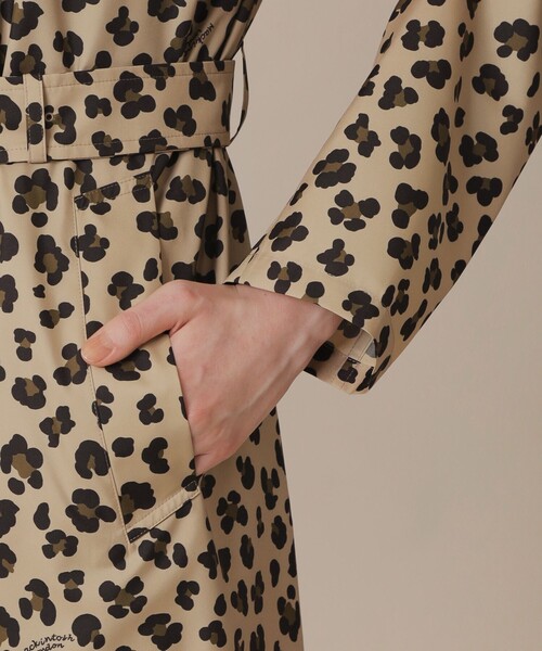 MACKINTOSH LONDON（マッキントッシュ ロンドン）の「【WEB・一部店舗限定】レインタフタコート（トレンチコート・レディース・ダークブラウン/ベージュ・38）」の10枚目の写真
