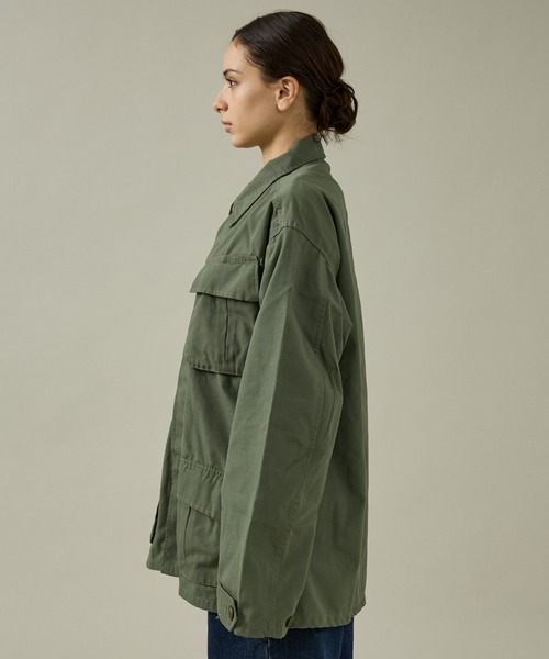 ABAHOUSE(アバハウス)の「【U.S MILITARY】 JUNGLE FATIGUE JACKET COMMERCIAL MODEL OZONE WASHED REGULAR/ミリタリー/ワークジャケット【WEB限定】(ブルゾン・メンズ・グリーン系その他・L/XL)」の9枚目の写真