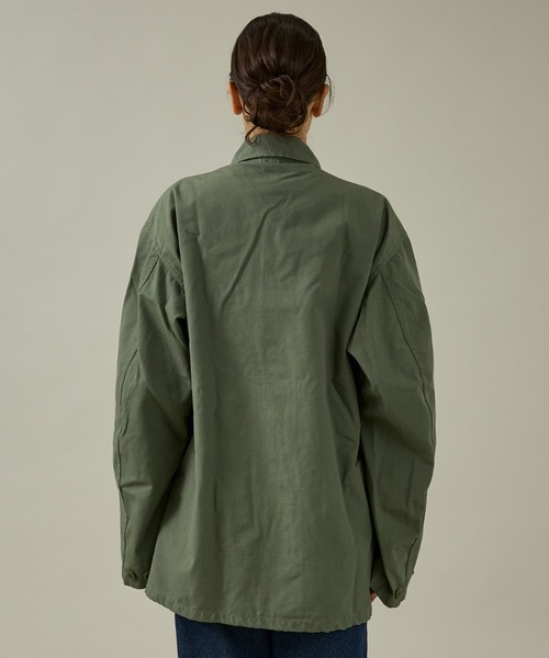 ABAHOUSE(アバハウス)の「【U.S MILITARY】 JUNGLE FATIGUE JACKET COMMERCIAL MODEL OZONE WASHED REGULAR/ミリタリー/ワークジャケット【WEB限定】(ブルゾン・メンズ・グリーン系その他・L/XL)」の10枚目の写真