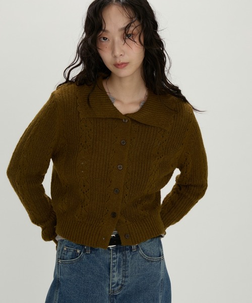 NUJOH（ヌゾ）の「Lace Knit Collar knit / レース編み襟付きニット（ニット/セーター・レディース・カーキ/チャコールグレー/グレー・FREE）」の3枚目の写真