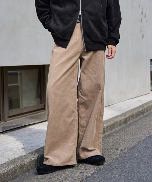 COLONY 2139(コロニートゥーワンスリーナイン)の「コーデュロイワイドストレートパンツ(その他パンツ・メンズ・ベージュ/ブラック/カーキ・MEDIUM/LARGE)」の2枚目の写真