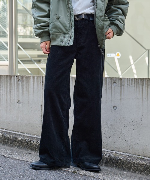 COLONY 2139(コロニートゥーワンスリーナイン)の「コーデュロイワイドストレートパンツ(その他パンツ・メンズ・ベージュ/ブラック/カーキ・MEDIUM/LARGE)」の1枚目の写真