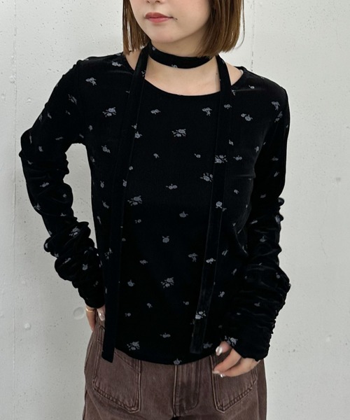 archives(アルシーヴ)の「花柄シアーベロアTOPS(Tシャツ/カットソー・レディース・アイボリー/ブラック・MEDIUM)」の2枚目の写真