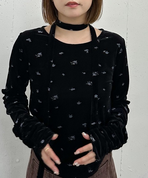 archives(アルシーヴ)の「花柄シアーベロアTOPS(Tシャツ/カットソー・レディース・アイボリー/ブラック・MEDIUM)」の12枚目の写真