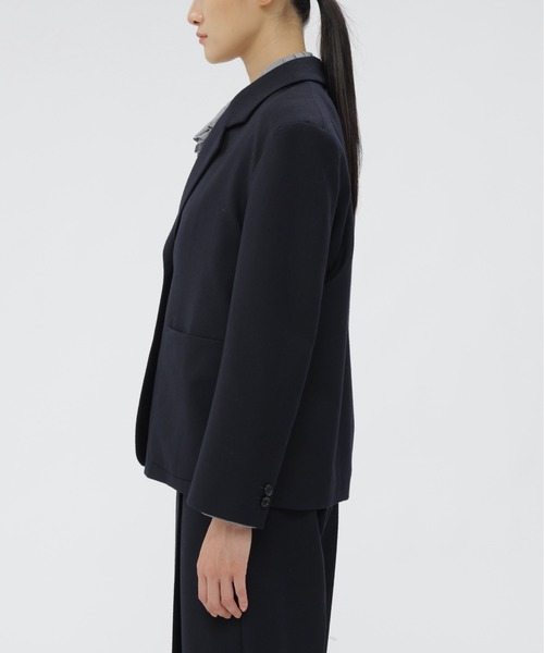 MARGARET HOWELL(マーガレットハウエル)の「FLANNEL WOOL(テーラードジャケット・レディース・グレー/ネイビー・1/2)」の10枚目の写真